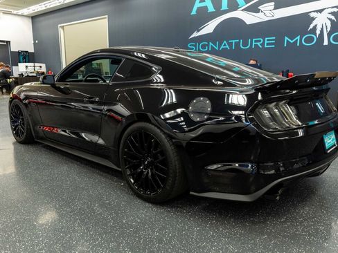 Used 2017 Ford Mustang GT Premium w/ GT Performance Package image 8
