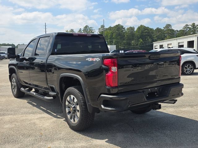 Used 2025 Chevrolet Silverado 2500 Custom w/ Custom Value Package AWD/4WD image 3