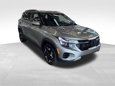 Certified 2026 Kia Seltos EX AWD/4WD image 9