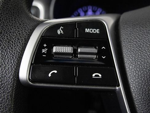 Used 2019 Kia Sorento LX image 28