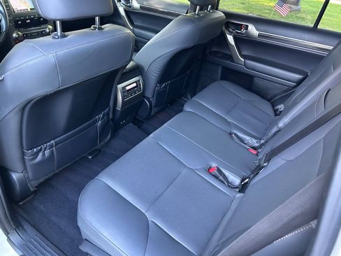 Used 2020 Lexus GX 460 Premium w/ Premium Package AWD/4WD image 7