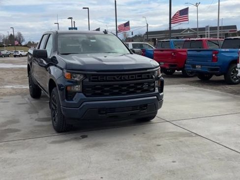 Used 2023 Chevrolet Silverado 1500 Custom w/ LPO, Dark Essentials Package AWD/4WD image 4