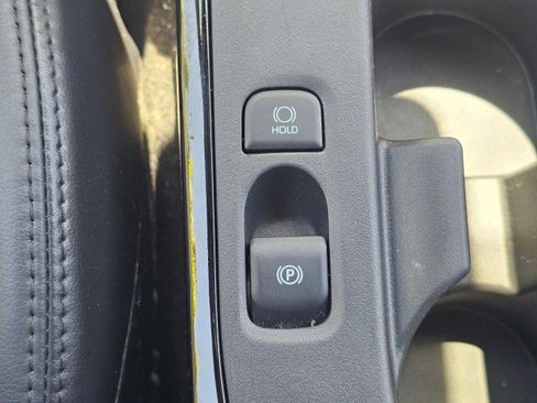 Used 2024 Toyota Corolla XSE FWD image 38