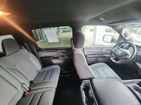 Used 2022 RAM 1500 Big Horn AWD/4WD image 13