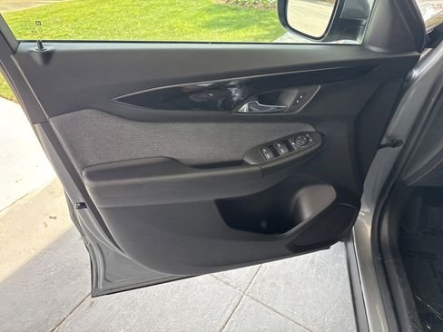 Used 2025 Chevrolet TrailBlazer LT image 13