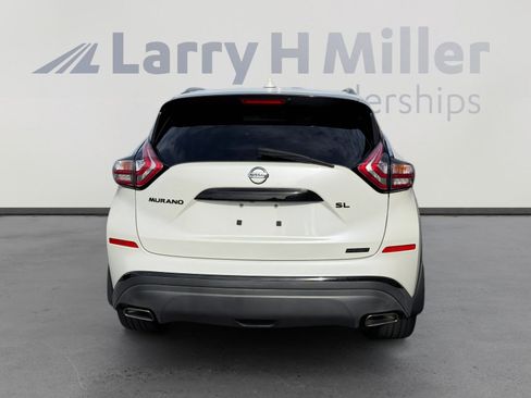 Used 2018 Nissan Murano SL w/ Midnight Edition Package image 4