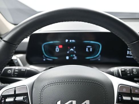 New 2025 Kia Telluride LX FWD image 15