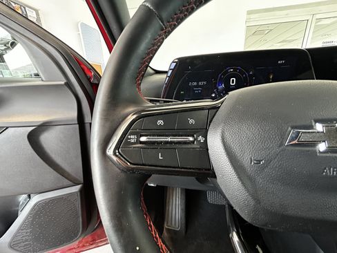 Used 2025 Chevrolet Equinox RS w/ Safety and Technology Package AWD/4WD image 11