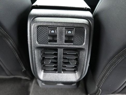 Used 2025 Ford Bronco Outer Banks image 32