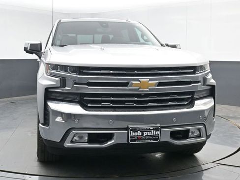 Used 2019 Chevrolet Silverado 1500 LTZ w/ LTZ Premium Package image 3