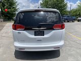 Used 2023 Chrysler Voyager LX image 4