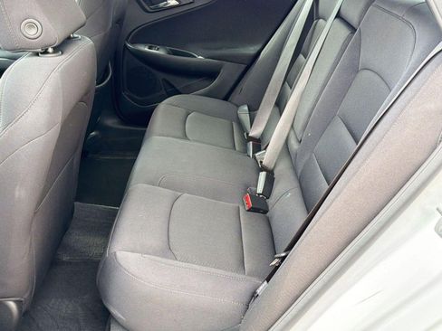 Used 2025 Chevrolet Malibu LT image 14