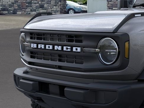 New 2026 Ford Bronco 4-Door AWD/4WD image 19