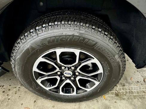 Certified 2024 Ford Expedition XLT image 23