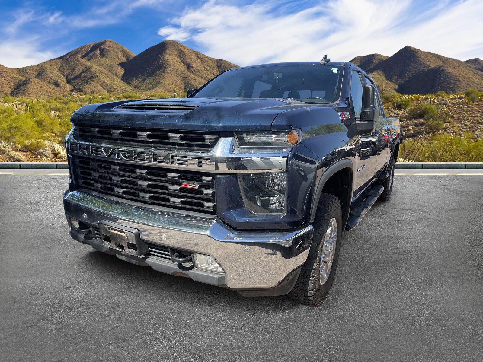 Used 2020 Chevrolet Silverado 3500 LT w/ Convenience Package AWD/4WD image 15