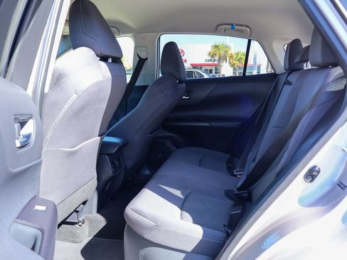 Used 2021 Toyota Venza Limited image 9