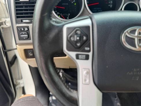 Used 2015 Toyota Sequoia Platinum AWD/4WD image 84