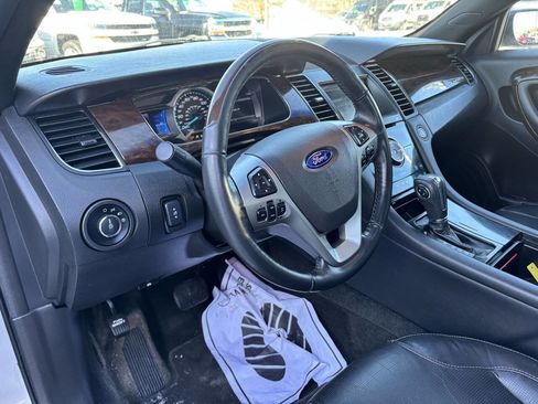 Used 2013 Ford Taurus Limited image 13