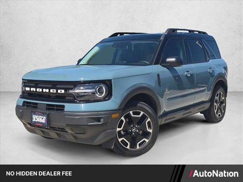 Used 2023 Ford Bronco Sport Outer Banks w/ Tech Package AWD/4WD image 1