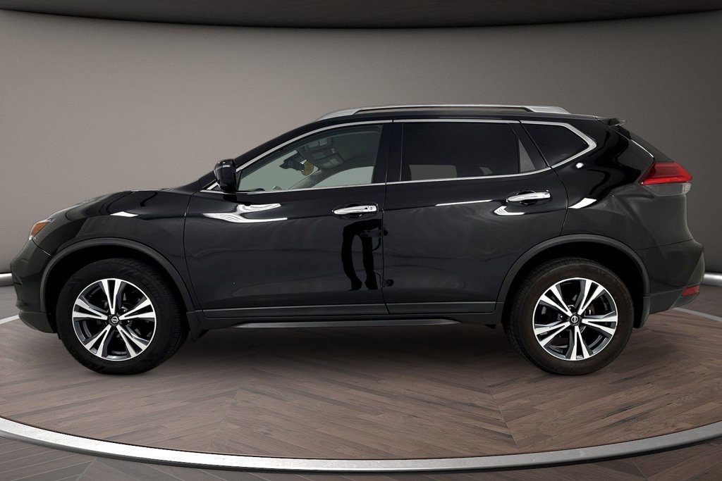 Used 2019 Nissan Rogue SV w/ Premium Package AWD/4WD image 4