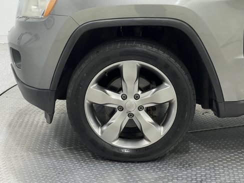 Used 2012 Jeep Grand Cherokee Overland AWD/4WD image 34