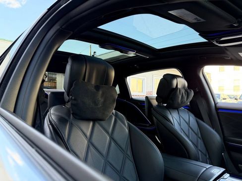 Used 2022 Mercedes-Benz Maybach S 580 4MATIC image 11