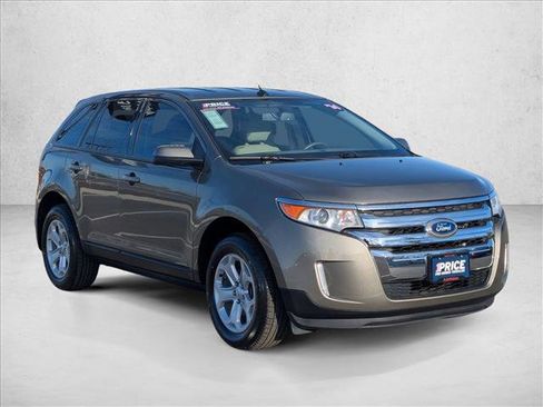 Used 2014 Ford Edge SEL w/ Equipment Group 204A image 3