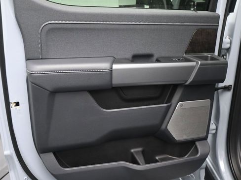 New 2026 Ford F250 Lariat w/ Chrome Package image 8