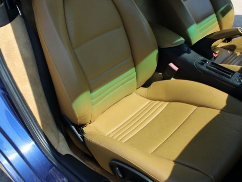 Used 2003 Porsche Boxster RWD image 13