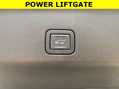 Used 2023 Chevrolet Tahoe LT image 20