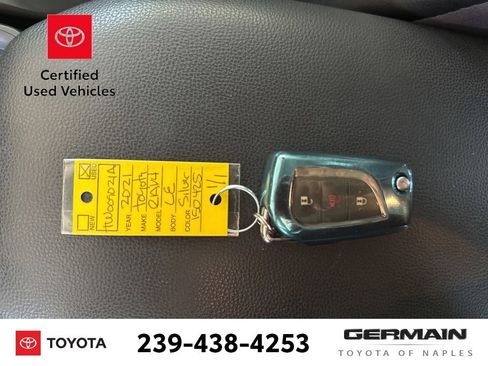 Used 2021 Toyota RAV4 LE FWD image 22