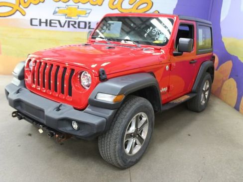 Used 2020 Jeep Wrangler Sport AWD/4WD image 4