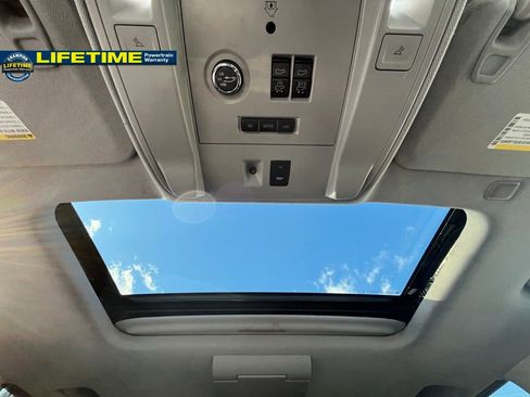 Used 2016 GMC Yukon XL SLT w/ Open Road Package image 41