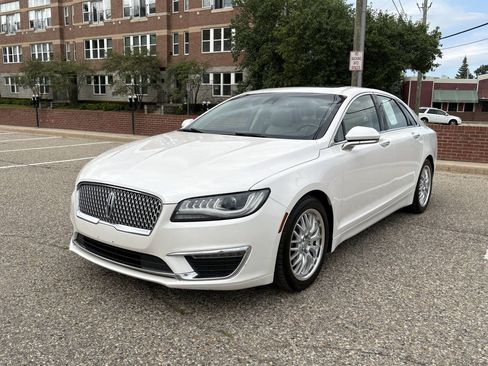 Used 2017 Lincoln MKZ Select w/ Select Plus Package AWD/4WD image 37