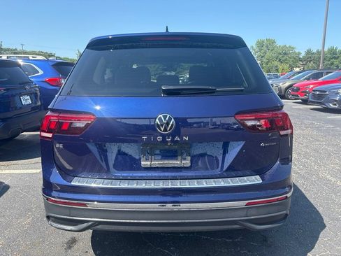 Used 2022 Volkswagen Tiguan SE AWD/4WD image 4