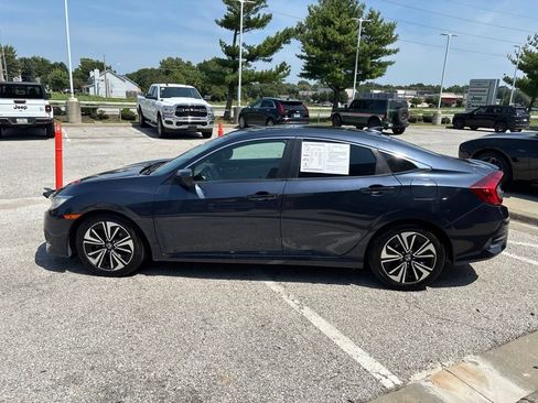 Used 2017 Honda Civic EX-L image 5