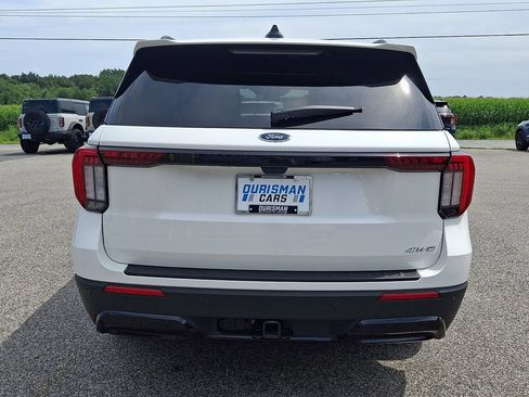 Used 2026 Ford Explorer ST-Line w/ ST-Line Street Pack AWD/4WD image 5