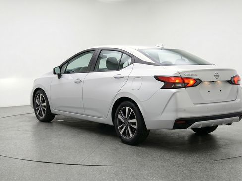 Used 2025 Nissan Versa SV FWD image 6