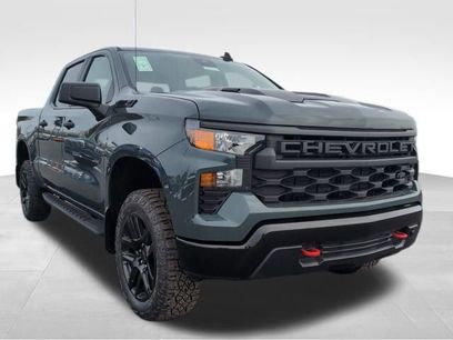 New 2026 Chevrolet Silverado 1500 Custom Trail Boss w/ LPO, Dark Essentials Package