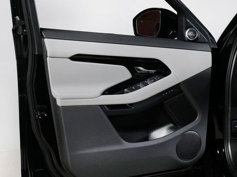 New 2026 Land Rover Range Rover Evoque S AWD/4WD image 26