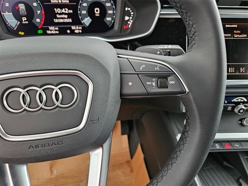 New 2025 Audi Q3 2.0T Premium image 12