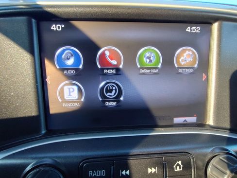 Used 2014 GMC Sierra 1500 SLT w/ SLT Crew Cab Value Package image 23