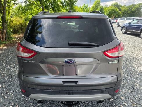 Used 2014 Ford Escape SE w/ Equipment Group 201A FWD image 6