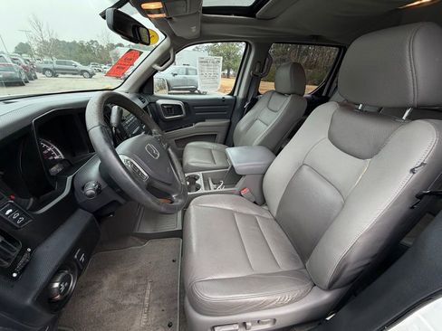 Used 2014 Honda Ridgeline RTL image 11