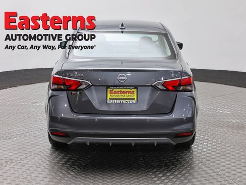 Used 2024 Nissan Versa SV FWD image 6