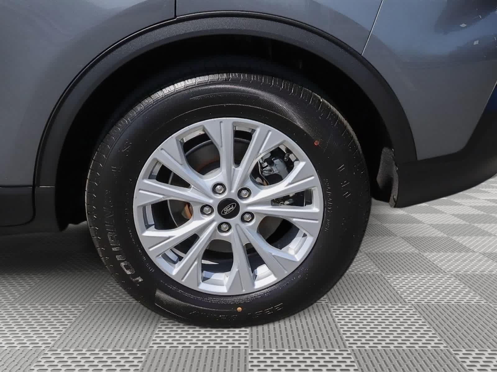 Used 2025 Ford Escape Active FWD image 13