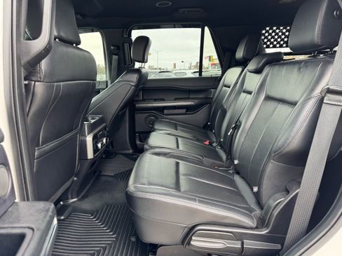 Used 2019 Ford Expedition XLT w/ Equipment Group 202A image 24