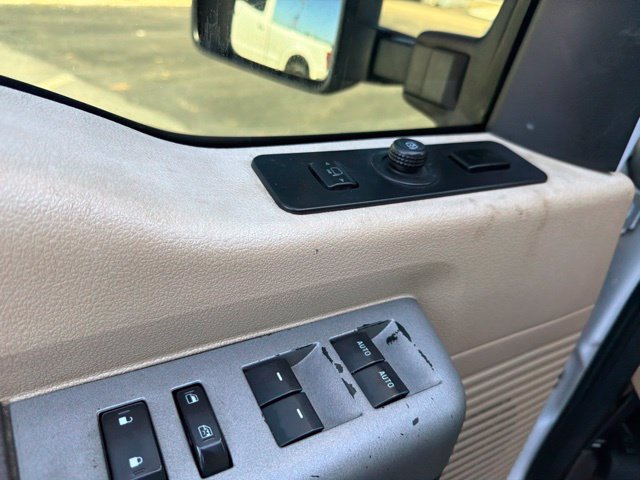 Used 2015 Ford F250 Lariat w/ Lariat Ultimate Package AWD/4WD image 6