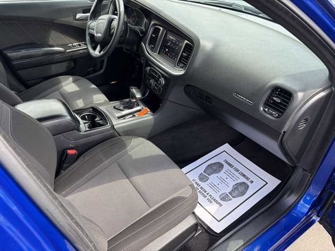 Used 2021 Dodge Charger SXT w/ Blacktop Package RWD image 25