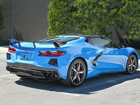 Used 2021 Chevrolet Corvette Stingray w/ Engine Appearance Package image 4